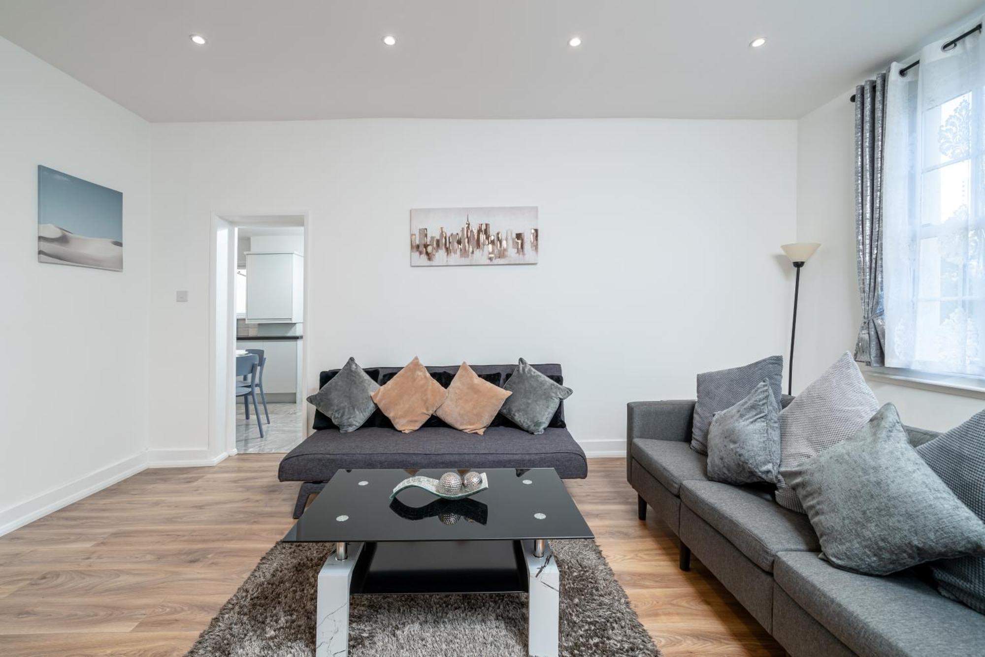 Exquisite 2 Bed Near Excel & 02 Arena With Parking Appartamento Londra